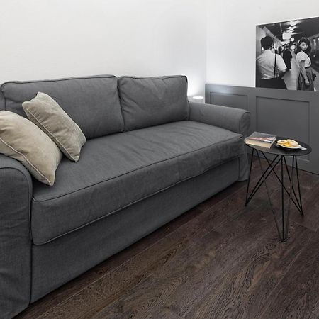 Emilia Suite Express Módena Habitación foto