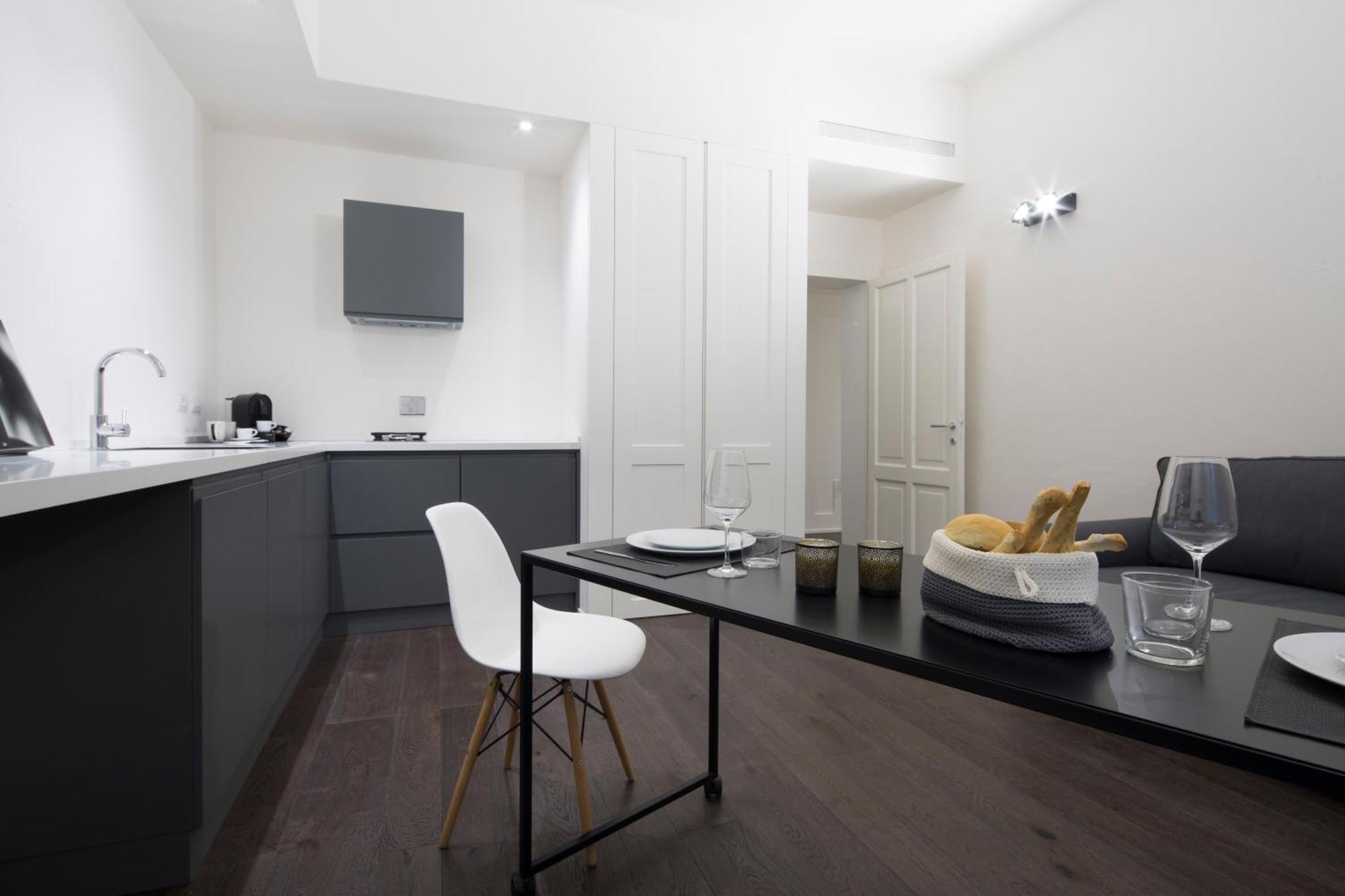 Emilia Suite Express Módena Habitación foto